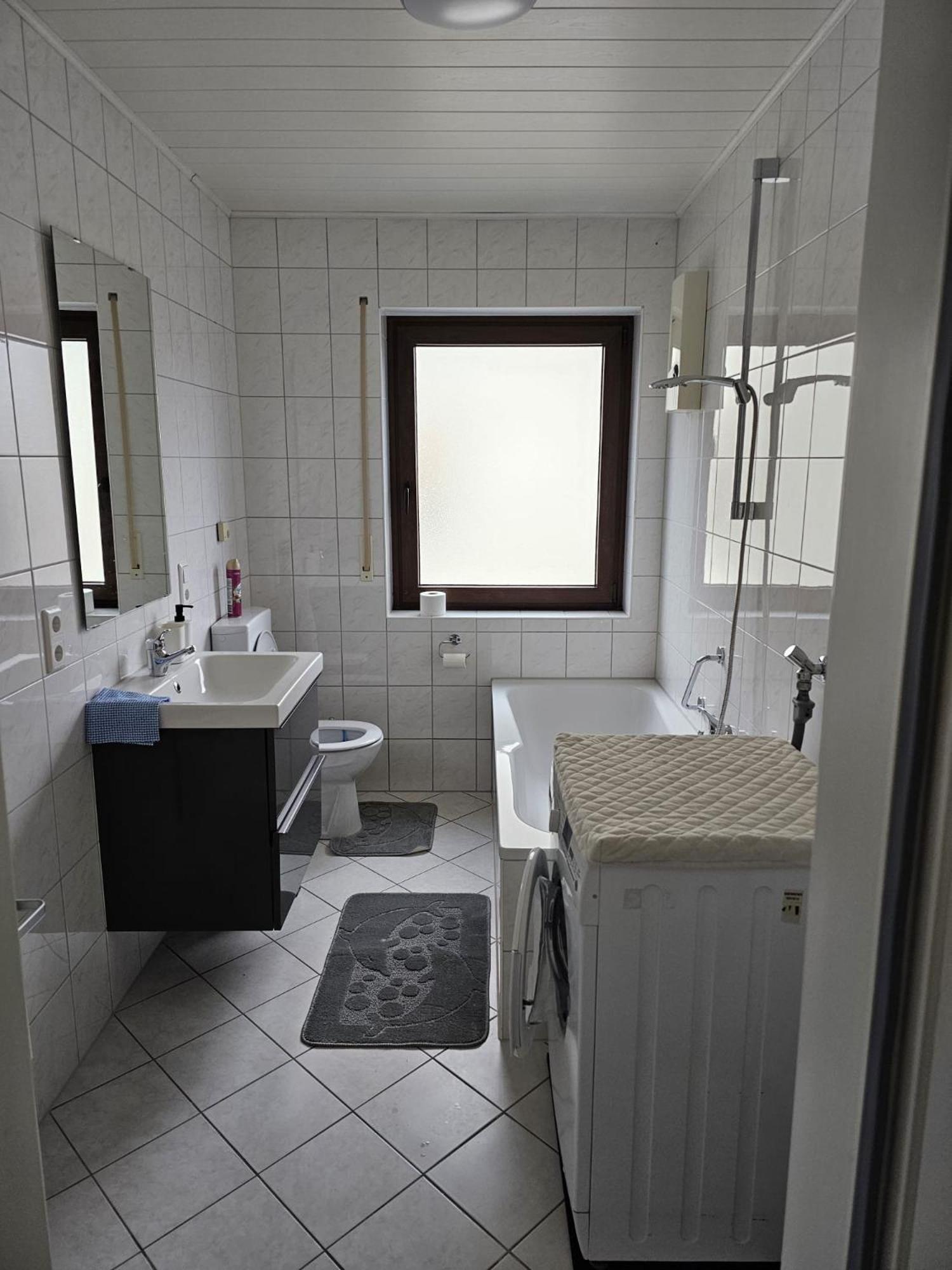 Gemuetliche Ferienwohnung Mülheim-Kärlich Eksteriør billede